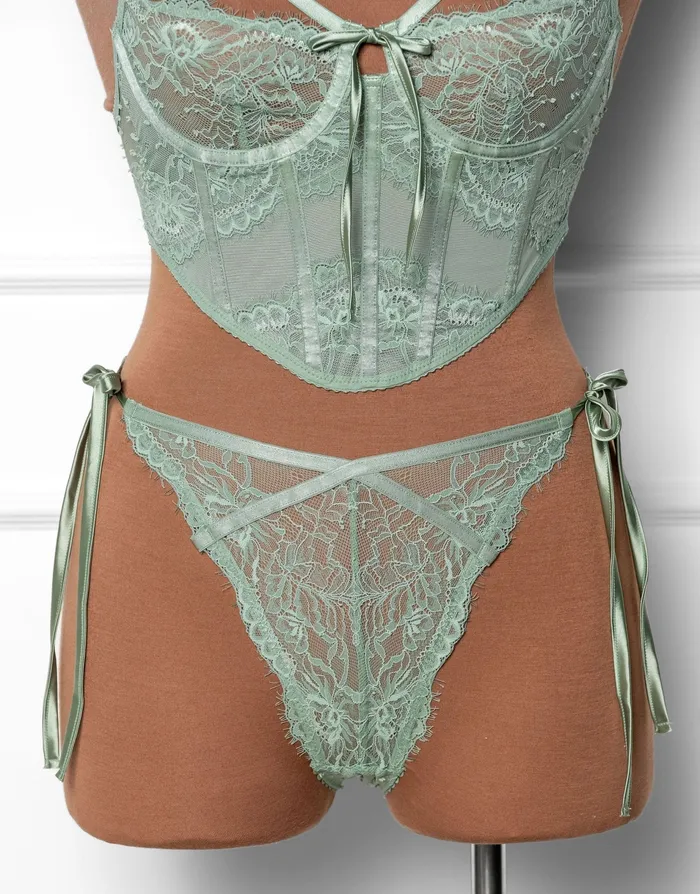 Vibrators Mentionables Lacy Underwire Corset Misty Jade Vibrators Mentionables Lacy Underwire Corset Misty Jade
